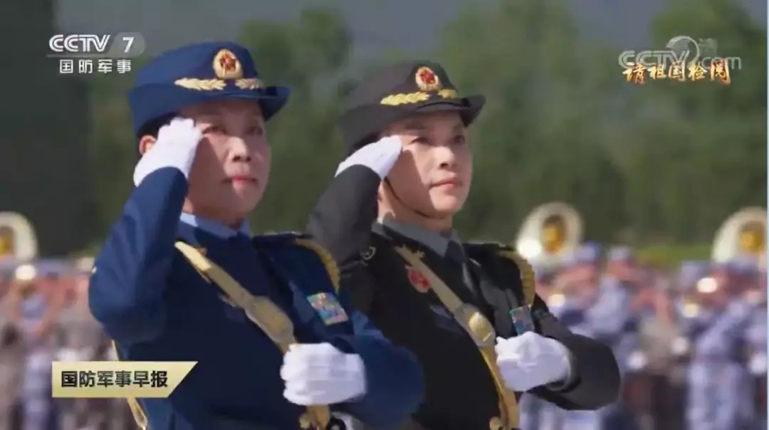 國慶大閱兵女將軍領隊，是她！